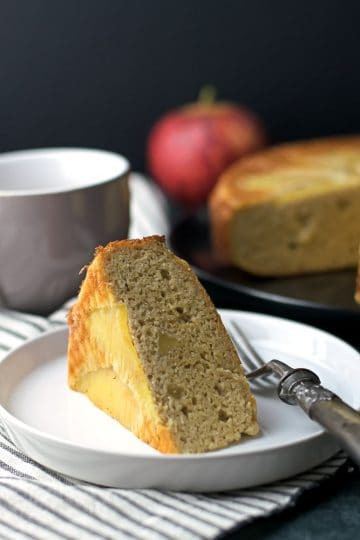 Healthy Cinnamon Apple Cake