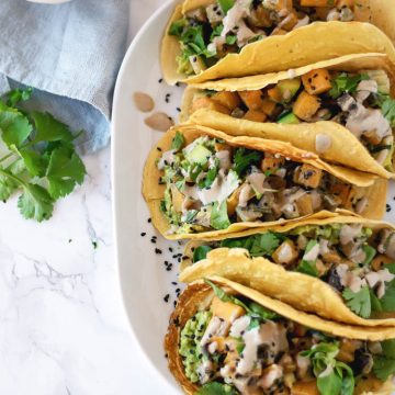 Wraps de Grão-de-bico com molho de sésamo