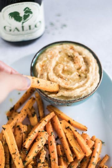 Cenouras fritas com humus