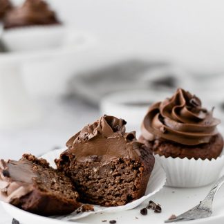 Muffins de banana e chocolate