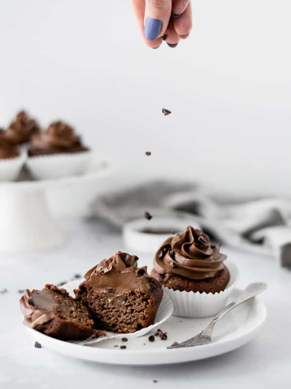 Muffins de banana e chocolate